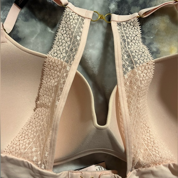 NWT Victoria Secret Cloud bra - Picture 6 of 14